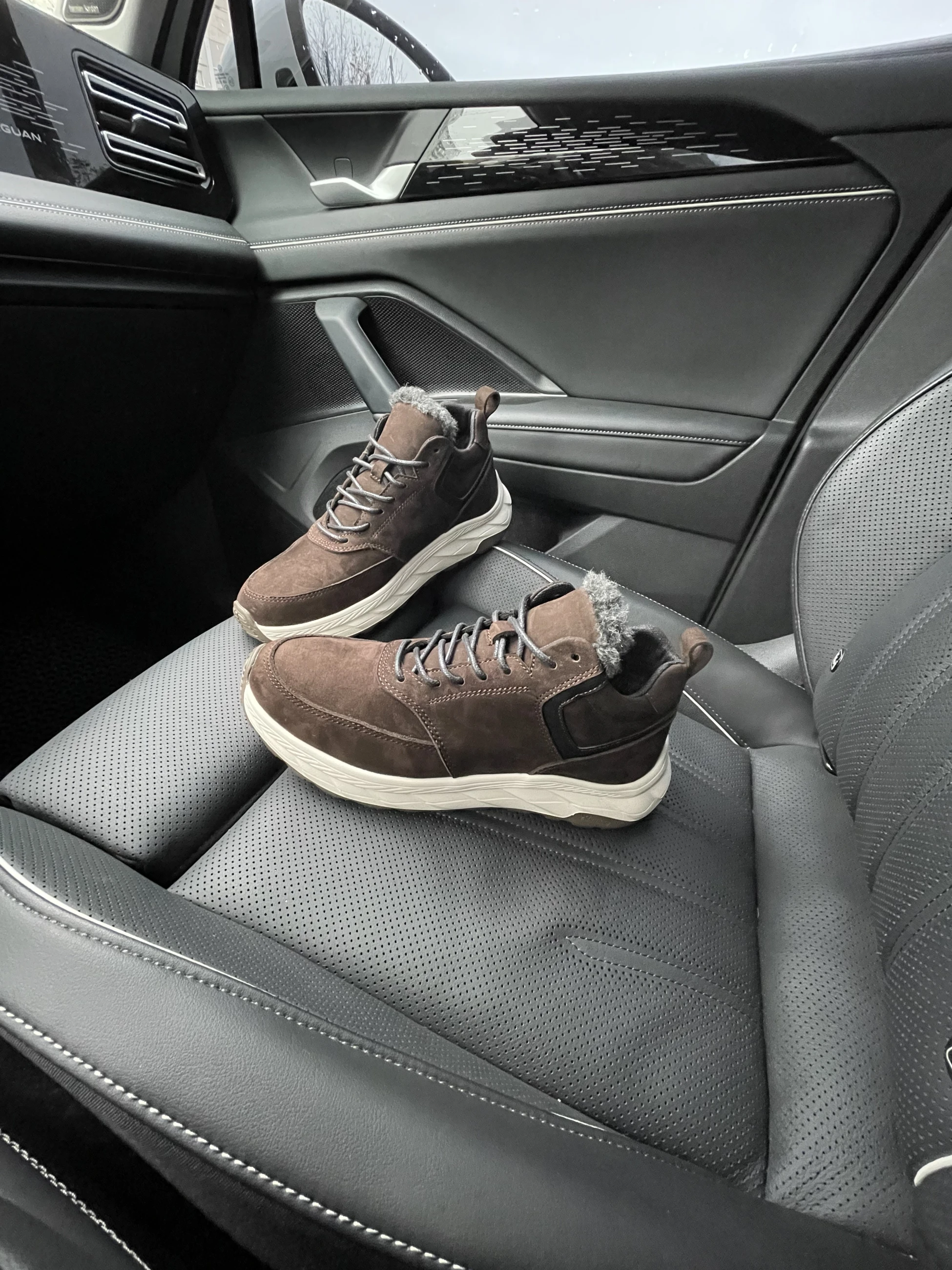 Brown Suede, Зима, купити взуття