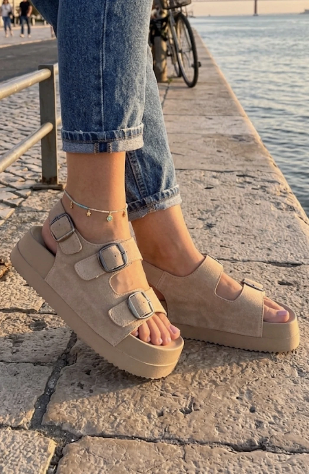 Босоніжки (beige), Босоніжки-шльопанці, купити взуття
